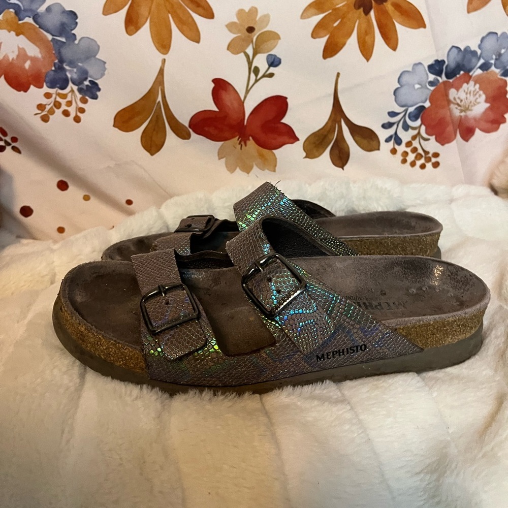 Mephisto Harmony Snake Skin Iridescent EU 41/US 11 Women’s Summer Worn Sandals